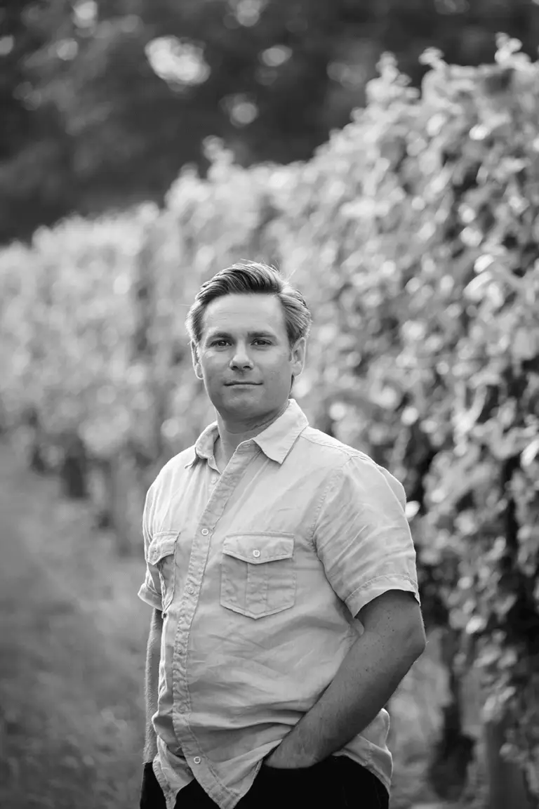 Portrait of Jason Zelman, VP Operations of Uniropa Travel.